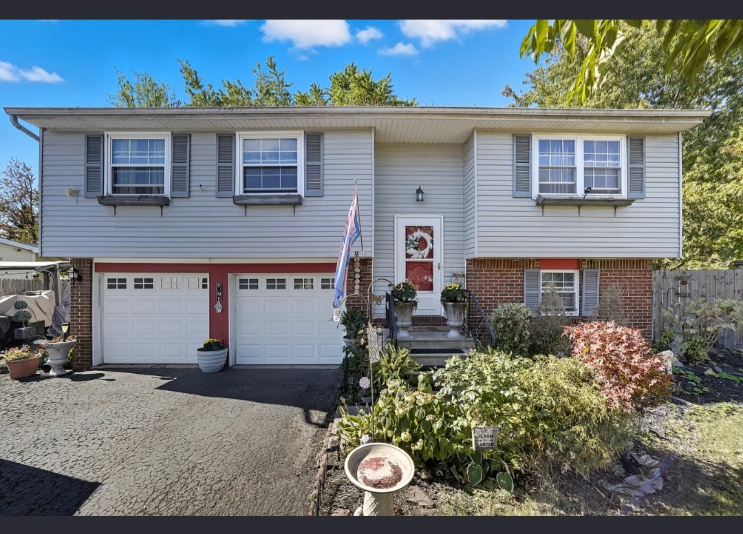 Residents in  New York